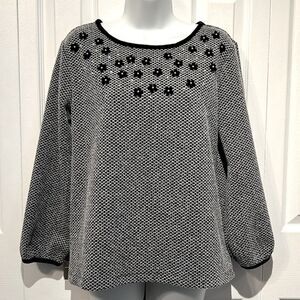 Karl Lagerfeld Paris Black/White 3/4 Sleeve Top Size XS (fits larger)‎